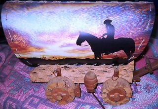 covered wagon lamp in Collectibles