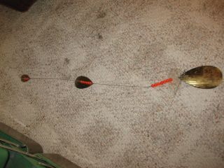   TACKLE SEE PHOTOS  LARGE FISH SPINNERS, BEADS +VIBROLITE RUDDER