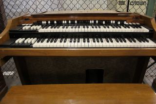 Hammond A100 Organ w/ Bench, Pedals And a Leslie 251