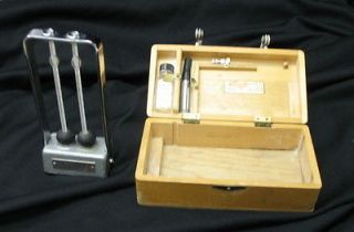 vintage clay adams scientific instrument in wood case / thermometer 