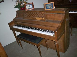 Kimball Console Piano w/Bench