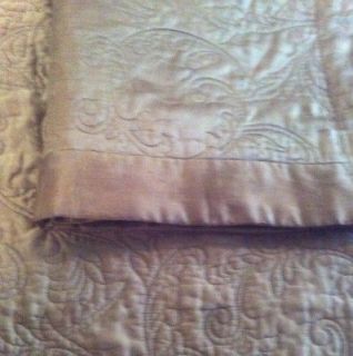 King Size Fieldcrest Silk Bedspread, 2 Euro Shams And Dust Ruffle