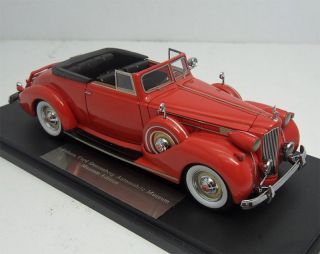AUTOMODELLO 1938 PACKARD TWELVE CONVERTIBLE VICTORIA Chinese Red 