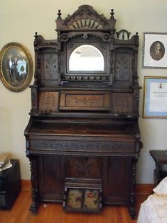 Antique fancy carved Windsor pump organ sounds great Pickup only 