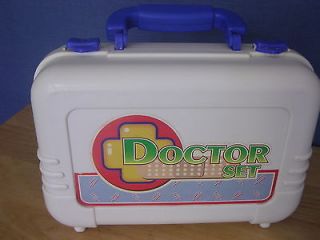Pretend Play Doctor Set Jr. includes 14 Pieces Very Nice