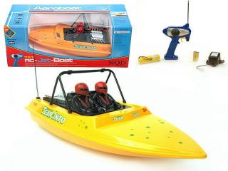 remote control boat in Boats & Watercraft