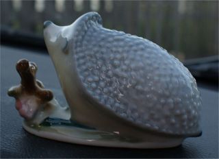 ZSOLNAY PORCELAIN HEDGEHOG FIGURE APPROX 4 INCHES VINTAGE