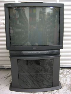 Sony Trinitron KV 32S15 32 Color TV with Matching Sony TV Stand SU 