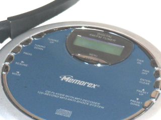 Memorex MPD8859   CD/ player +dIgital am/fm radio+AC/CAR kit+case