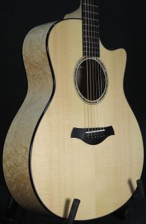used acoustic guitar in Guitar