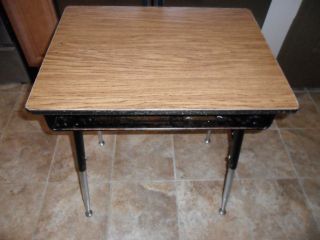   Middle High School Adjustable Metal Legs Wood Top Student Desk SALE