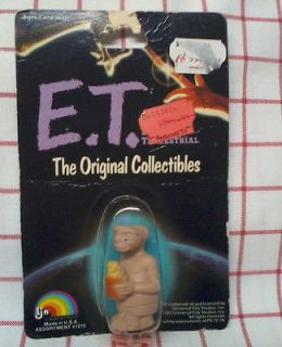   UP & TALKING ~ E. T. The Extra Terrestrial Plush Universal Toys R Us