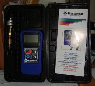 Mastercool 98061 Digital Vacuum Gauge in molded case Range 20,000 to 1 