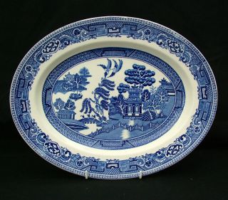 Alfred Meakin Old Willow blue and white small platter.