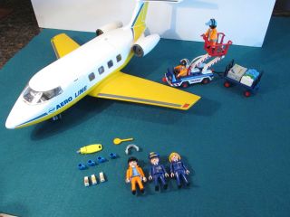 Playmobil Aeroline Plane and Service/Luggag​e Cart with People