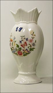 English Aynsley Bone China Vase Cottage Garden Mint