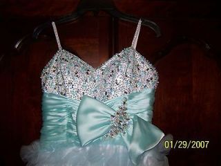 GORGEOUS Mac Duggal Pageant, Prom, Formal dress/gown LIGHT AQUA BLUE 