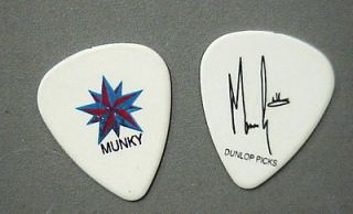 Korn guitar pick Munky white with blue/red star