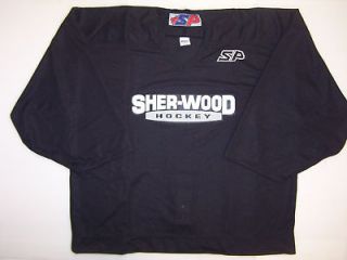 New Sherwood Pro 58 hockey goalie jersey black mens sr