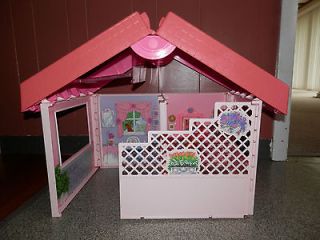 1992 Barbie Fold N Fun House Mattel Pink Fold Up Carring Case