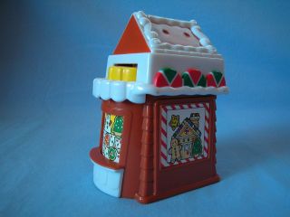 Fisher Price Little People Christmas Village Gingerbread Candy Shop