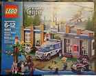 New Lego 4440 Forest Police Station 662pcs Bonus w BIN New Factory 