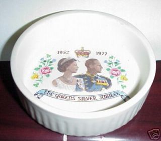 Prinknash Pottery Bowl QUEENS SILVER JUBILEE 1952 1977