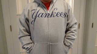 NWT MLB Mens New York Yankees Gray Full Zip Hooded Sweatshirt Sizes 