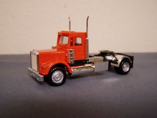 Promotoex/Herp​a #15255   Colored Freightliner, single axle. 1/87 