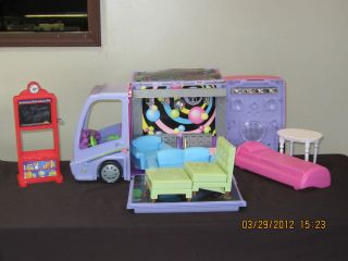 barbie bus in Vehicles