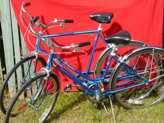 VINTAGE MATCHING HIS/HER 1974 SCHWINN BLUE BIKES BREEZE SPEEDSTER 