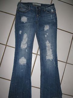 Hollister sz 3 great jeans with the worn look, excellent shape