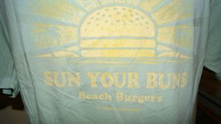   SUN YOUR BUNS BEACH BURGERS T  SHIRT CRESTWOOD TR21754 M L XL XXL