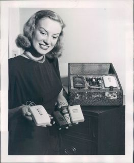 1947 Chicago, Illinois Beltone Hearing Aids, 1940 Device, 1947 Unit 