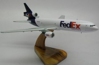 DC 10 Fedex McDonnell Douglas Airplane Wood Model 