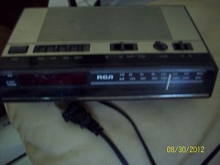 vintage RCA RP 3620 Alarm Clock Radio *GREAT CONDITION*