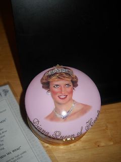   Diana Queen of Hearts 2nd in Issue Everlasting Rose Music Box Collect
