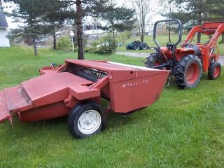   1110 haybine Kubota, John deer small tractors 7 feet feld ready