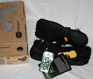 vibram five fingers womens in Athletic