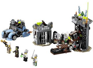   LEGO® Monster Fighters The Mad Professor and His Monster