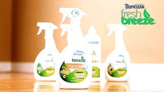 TropiClean Fresh Breeze Natures Stain & Odor Remover Plus 