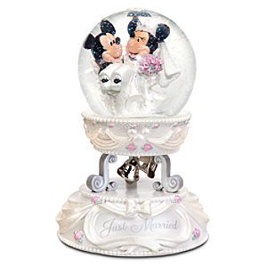    Minnie and Mickey Mouse Wedding Snowglobe customer 
