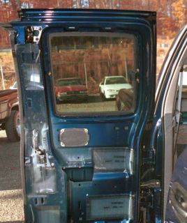 Rear doors hold 4”x6” speakers (Crutchfield Research Photo)