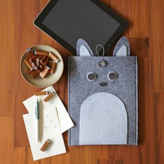 Felt Bunny Tablet Holder