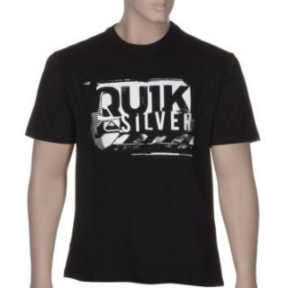 Camiseta Básica Quiksilver Overrid vai deixar seu dia a dia com 