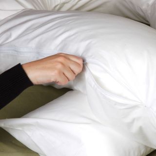 The Total Body Support Pillow   Hammacher Schlemmer 