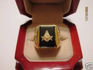 Superb NEW Mens Masons Crest Gold Onyx Ring