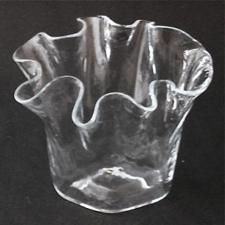   Finnish art glass Muurla handkerchief vase (diamond base), 7 h