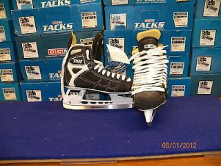 New CCM 492 Tacks Ice hockey skates