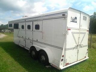   HORSE WITH LIVING QUARTERS AND COWBOY SHOWER IN FIRST STALL